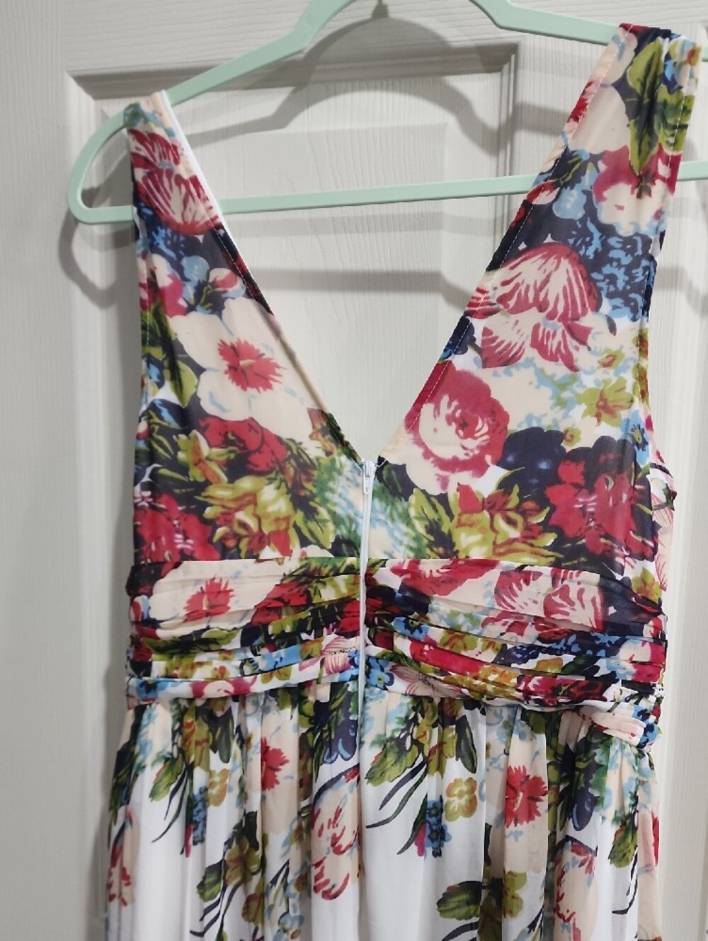 Ever Pretty White Floral V-Neck Maxi Dress - Picture 4 of 7